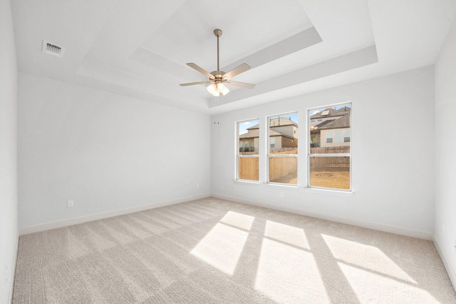 Spacious, unfurnished interior of a new home in Nolina, Georgetown (Image 29).