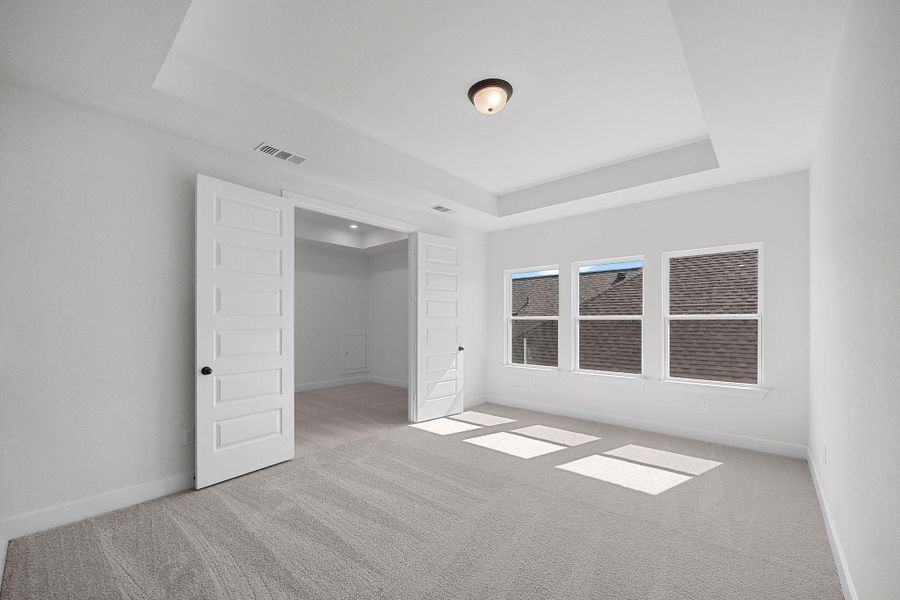 Spacious, unfurnished interior of a new home in Nolina, Georgetown (Image 37).