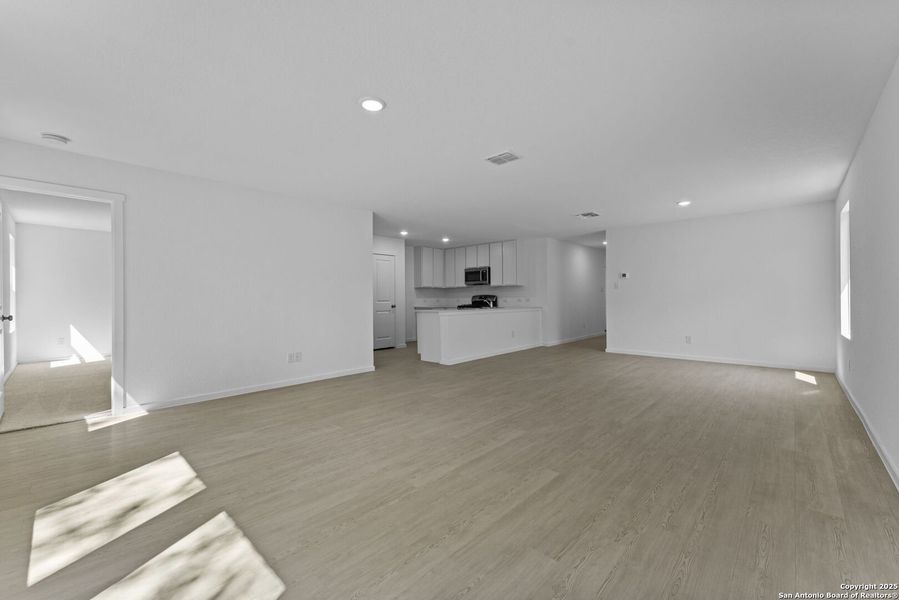 Spacious, unfurnished interior of a new home in Torian Village: Watermill Collection, San Antonio (Image 16). Spacious, unfurnished interior of a new home in Torian Village: Watermill Collection, San Antonio (Image 16).