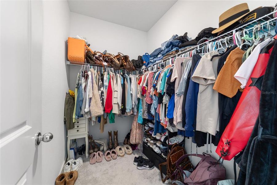 Close-up of interior finishes inside a home in Millwood, Ocala (Image 21).