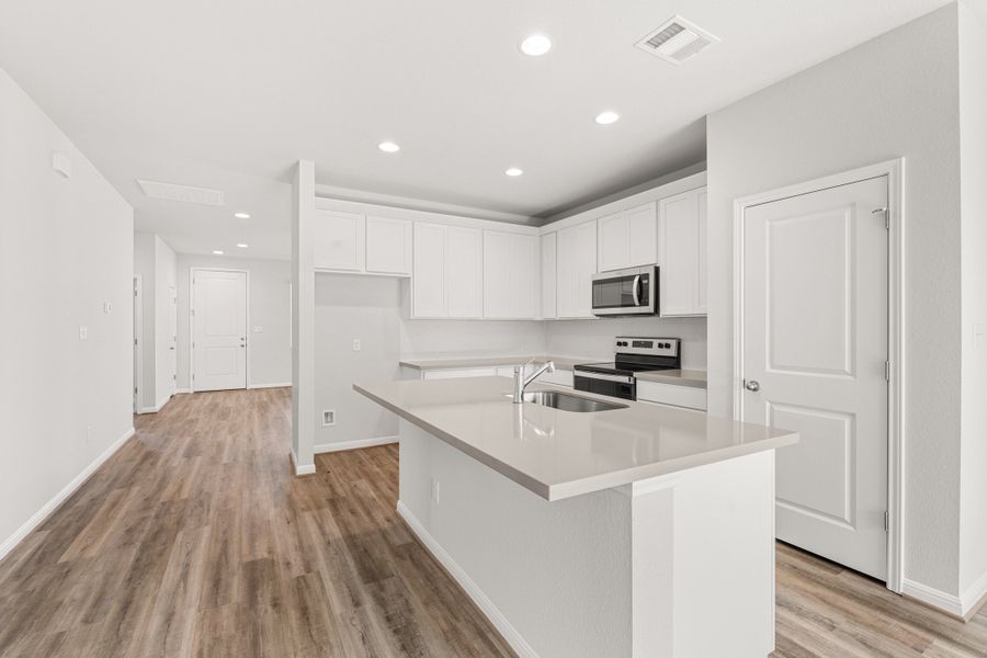 New Home in Taylor, TX.  - Slide 7