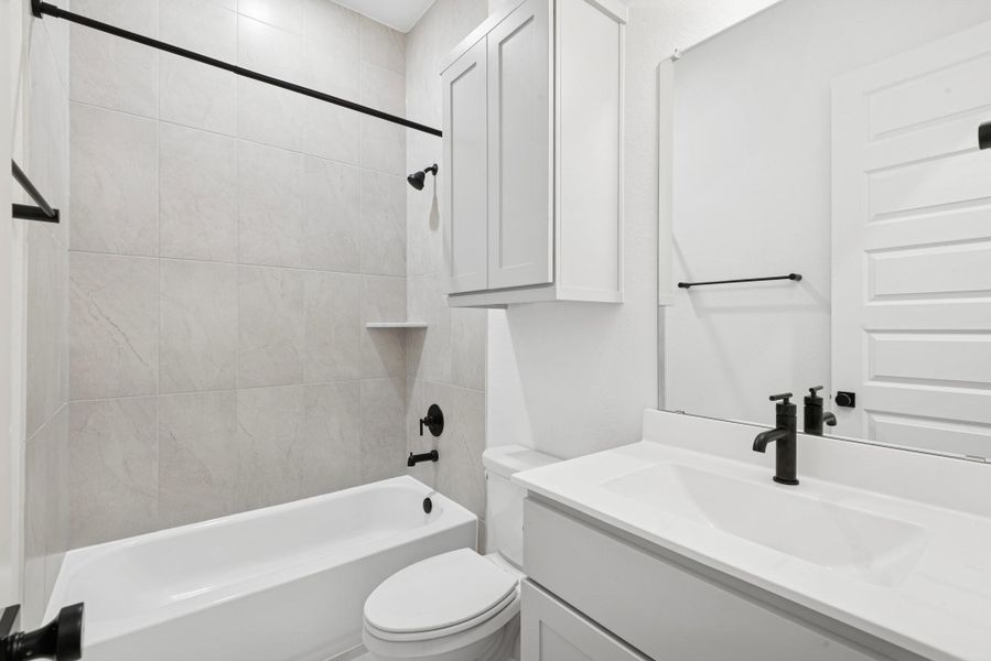 Furnished interior view inside a new home in ARTAVIA 50' Homesites, Conroe (Image 15).