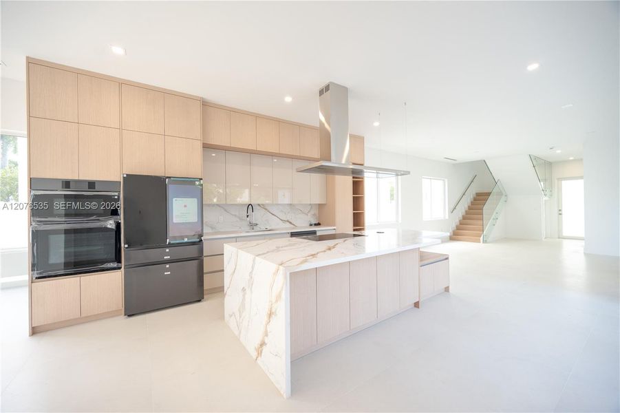 Furnished interior view inside a new home in , Doral (Image 13).