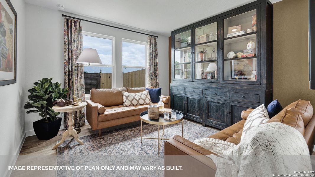 Furnished interior view inside a new home in Sonoma Oaks, Fredericksburg (Image 5).