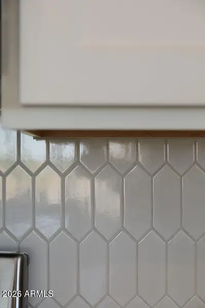 PHX_Visara_P649_Lavender_HarmonyBackspla