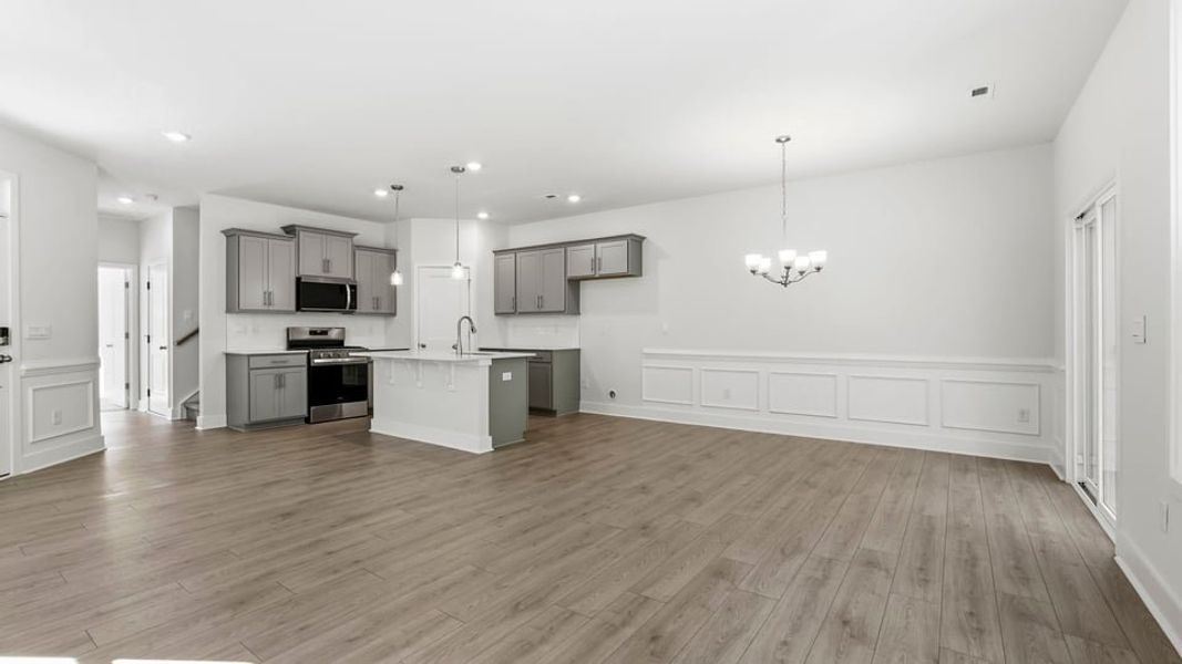 Spacious, unfurnished interior of a new home in Hidden Hills, Spartanburg (Image 18).