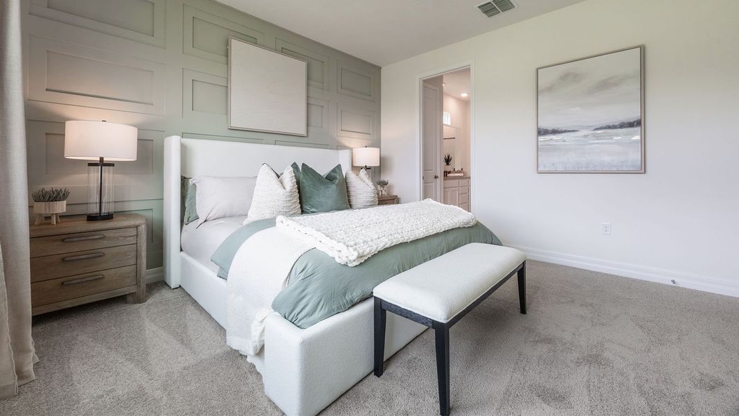Furnished interior view inside a new home in Lakes of Mount Dora, Mount Dora (Image 30).