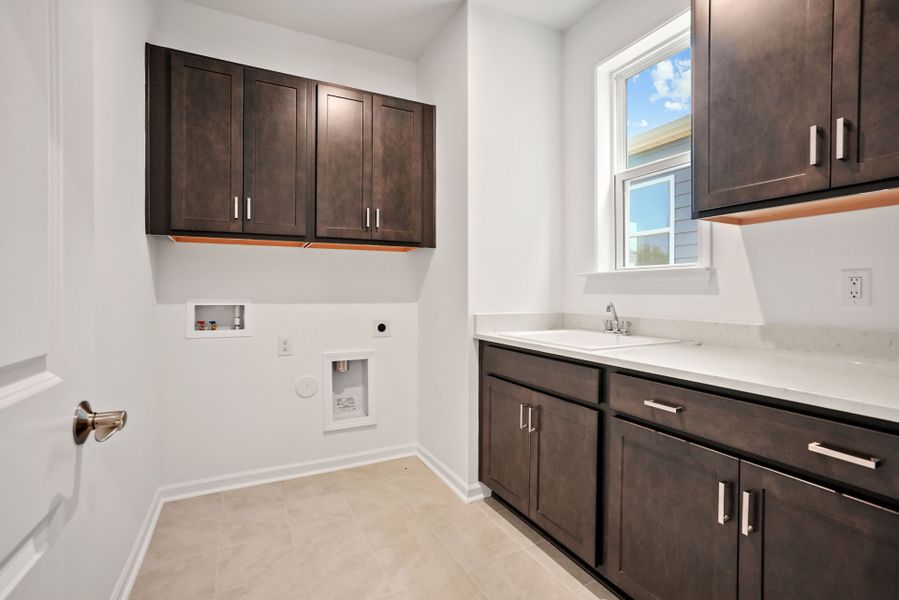 Representative furnished interior of a home built from the Tartan by Pulte Homes in Parkside Crossing, Charlotte (Image 14).