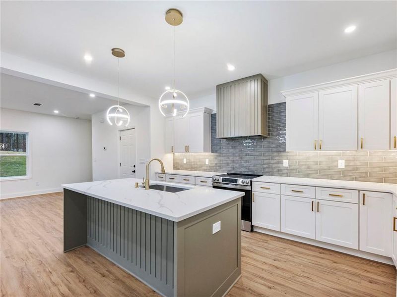 Furnished interior view inside a new home in , Conyers (Image 13).