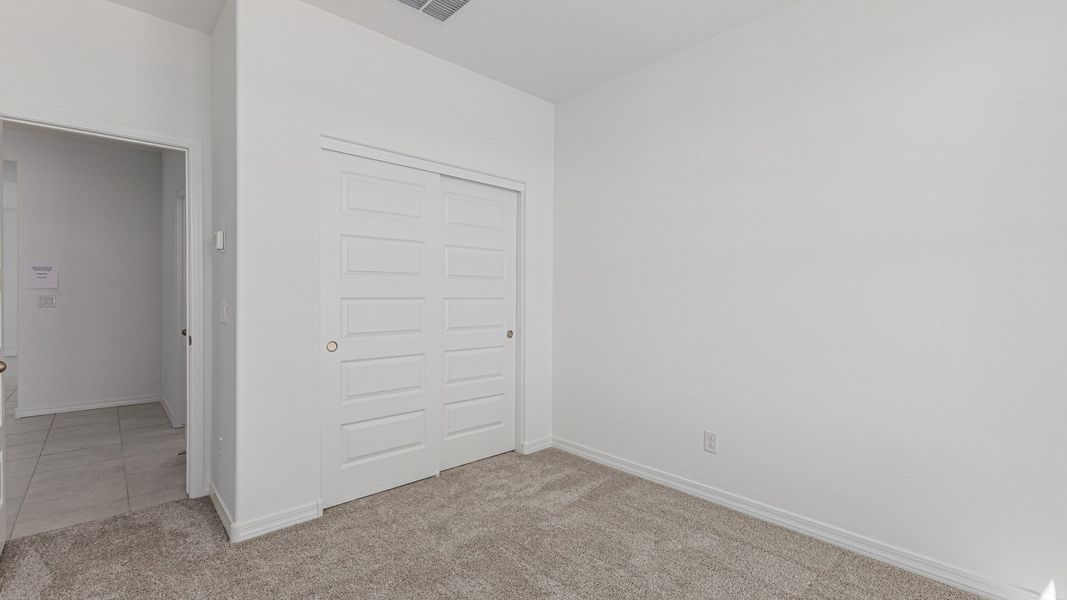 Furnished interior view inside a new home in Apache Farms, Buckeye (Image 17). Furnished interior view inside a new home in Apache Farms, Buckeye (Image 17).