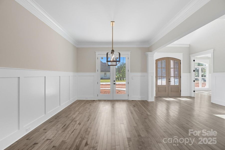 Spacious, unfurnished interior of a new home in , York (Image 22).