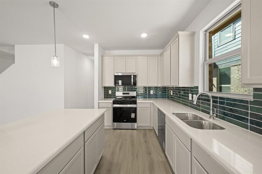 10948 Cacao- Kitchen-3