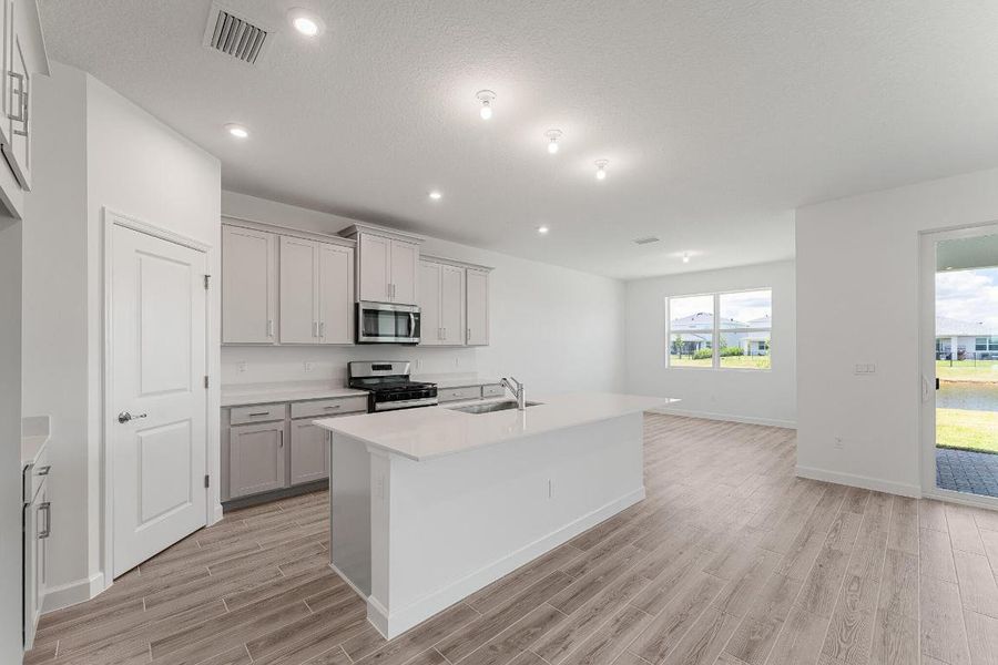 US_SEF_Capitol Reef_Lot 289_Kitchen 2