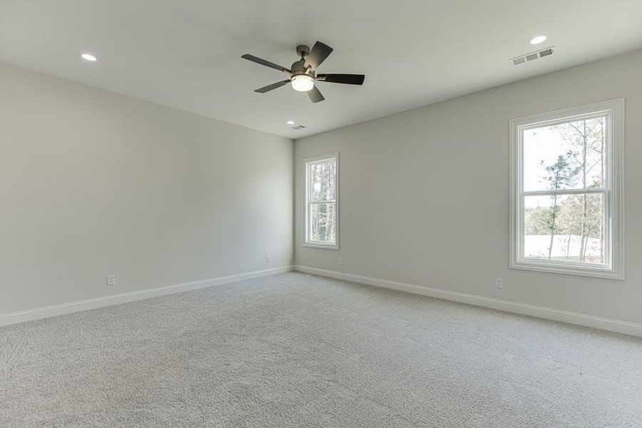 Spacious, unfurnished interior of a new home in , Buford (Image 28).