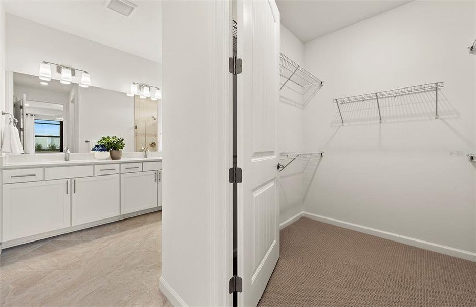 Spacious, unfurnished interior of a new home in Arbor Oaks, North Port (Image 17).