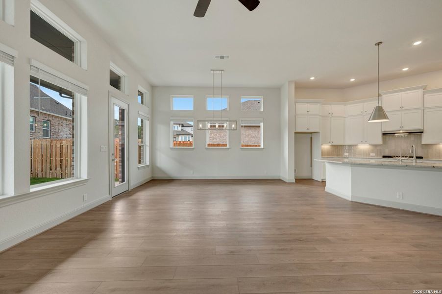 Spacious, unfurnished interior of a new home in Windsong - Reserve Series, Boerne (Image 33). Spacious, unfurnished interior of a new home in Windsong - Reserve Series, Boerne (Image 33).