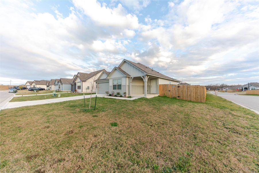Image 33 of a home in Willow Glenn.