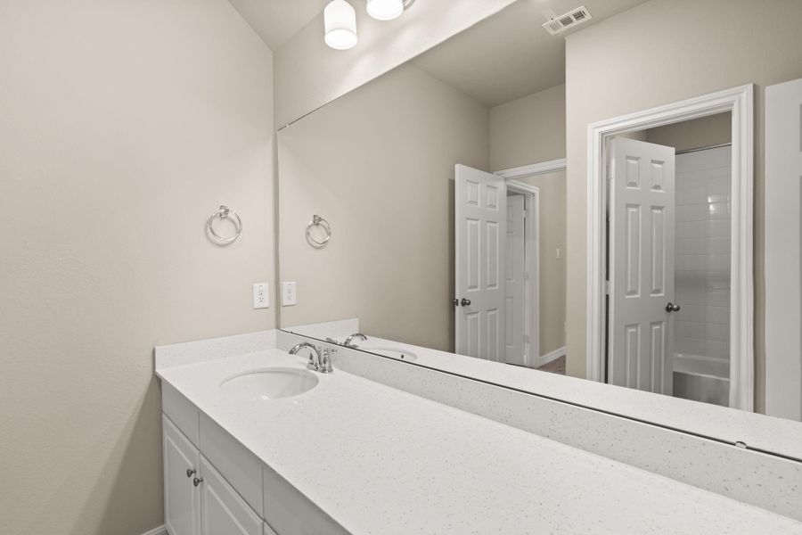 Note: Sample product photo. Actual exterior and interior selections may vary by homesite. Photo may be virtually staged