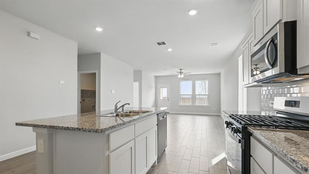 Furnished interior view inside a new home in Vista Point, Grandview (Image 11).
