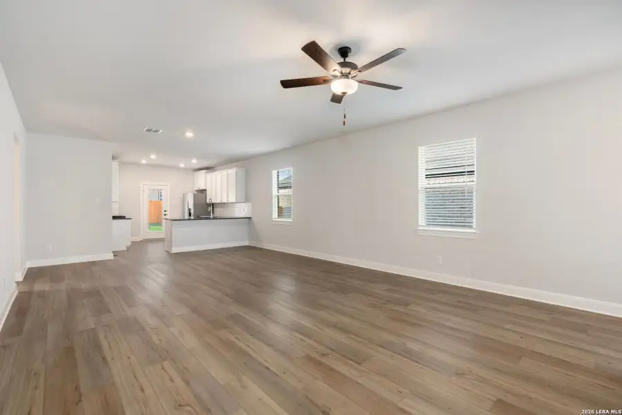 Spacious, unfurnished interior of a new home in Hightop Ridge, Converse (Image 9).