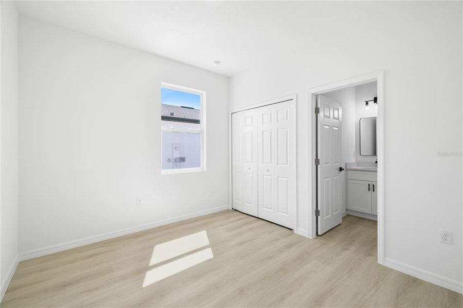 Spacious, unfurnished interior of a new home in , Poinciana (Image 14).