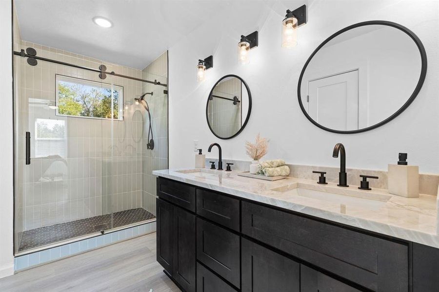 Furnished interior view inside a new home in , Dallas (Image 12).