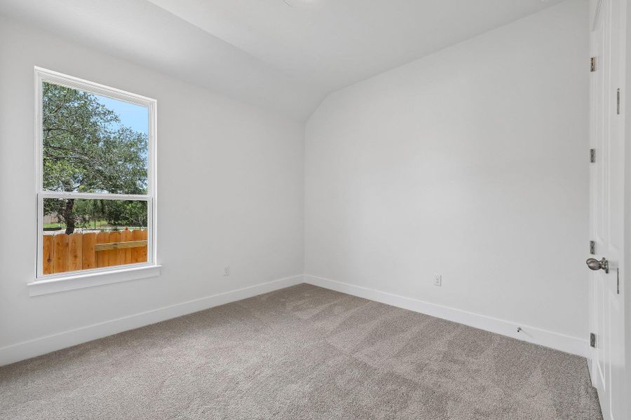 Spacious, unfurnished interior of a new home in Persimmon, Buda (Image 24). Spacious, unfurnished interior of a new home in Persimmon, Buda (Image 24).