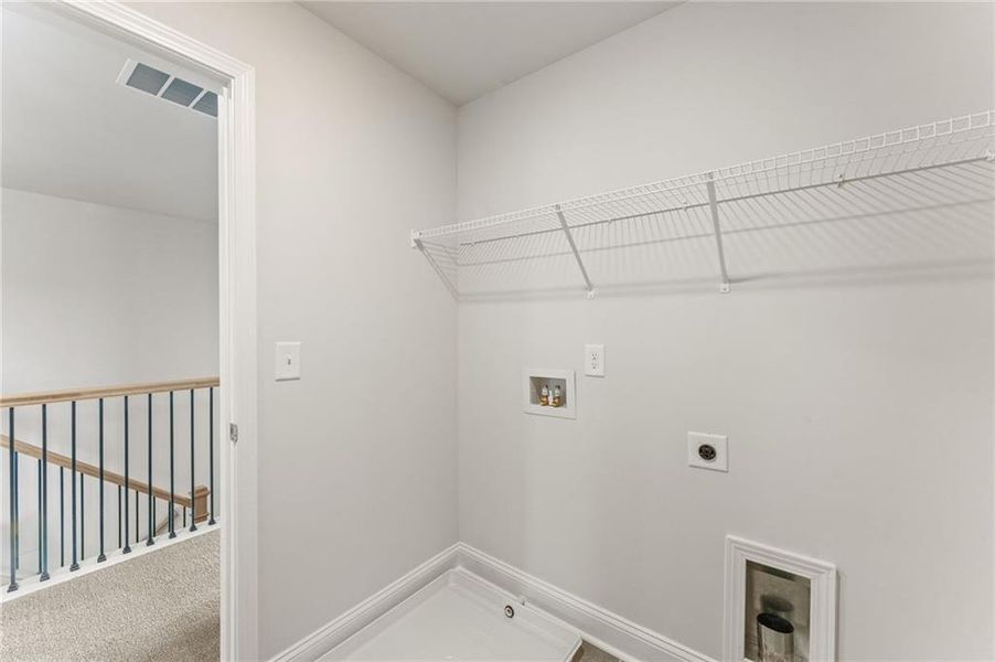 Spacious, unfurnished interior of a new home in Clark Farms, Flowery Branch (Image 28).