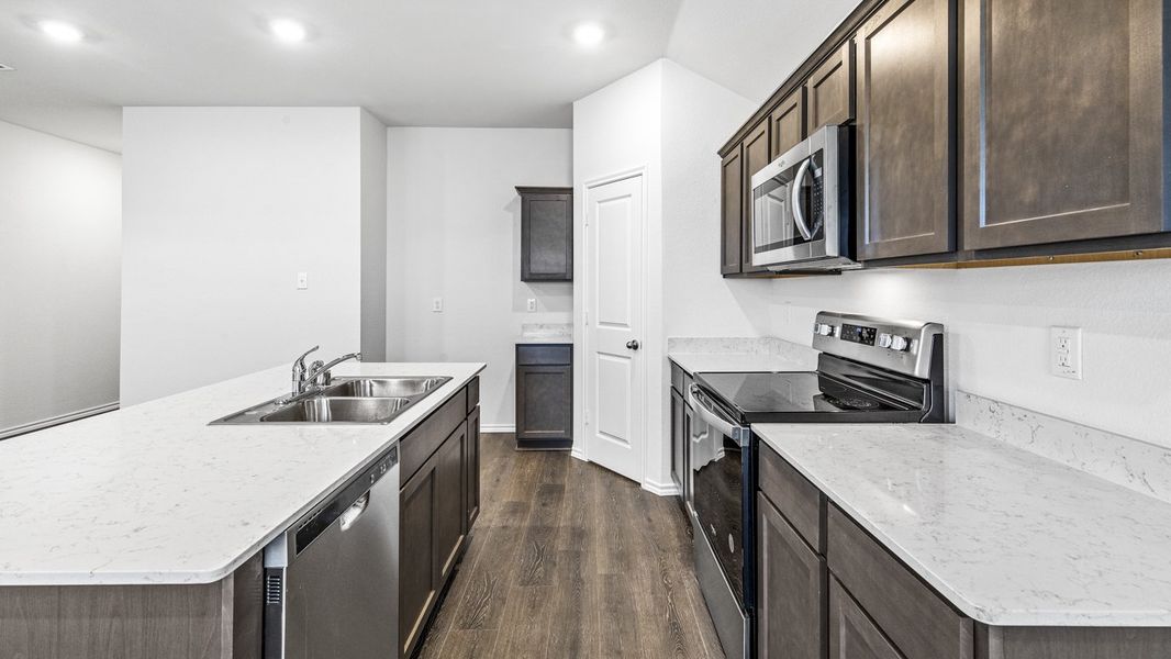 Furnished interior view inside a new home in Stonewyck Farms, Ennis (Image 12).