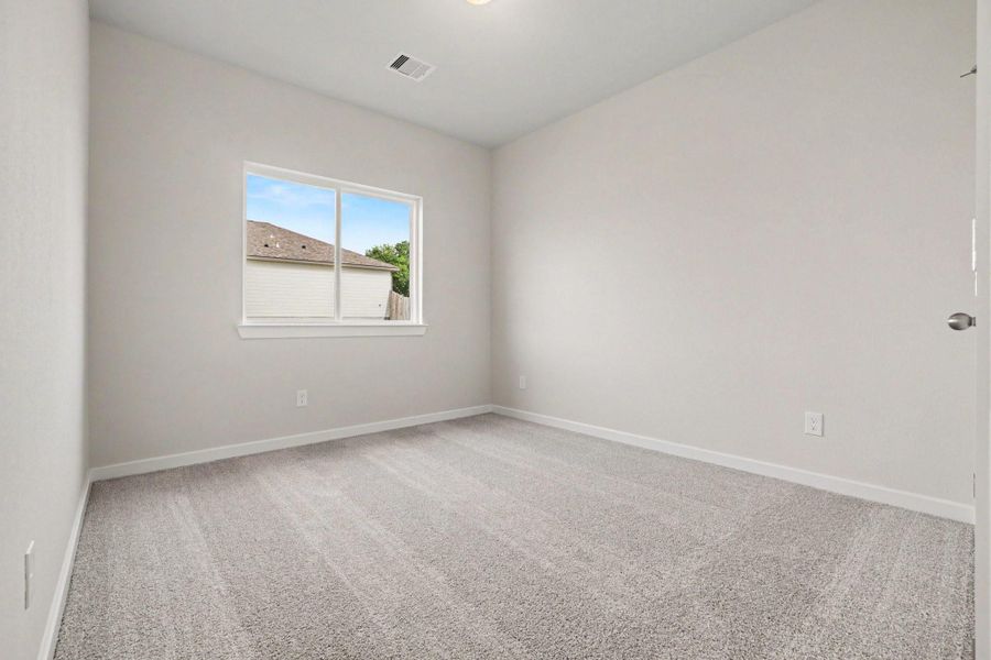 Spacious, unfurnished interior of a new home in Clear View Estates, Willis (Image 25).