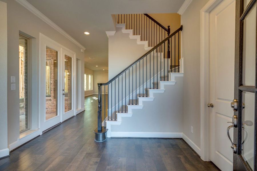Representative unfurnished interior of a home built from the The Laurinda by David Weekley Homes in Trinity Falls, McKinney (Image 19).