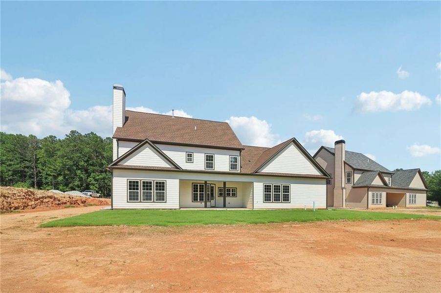 Exterior details and patio area of a home in , Lilburn (Image 38).