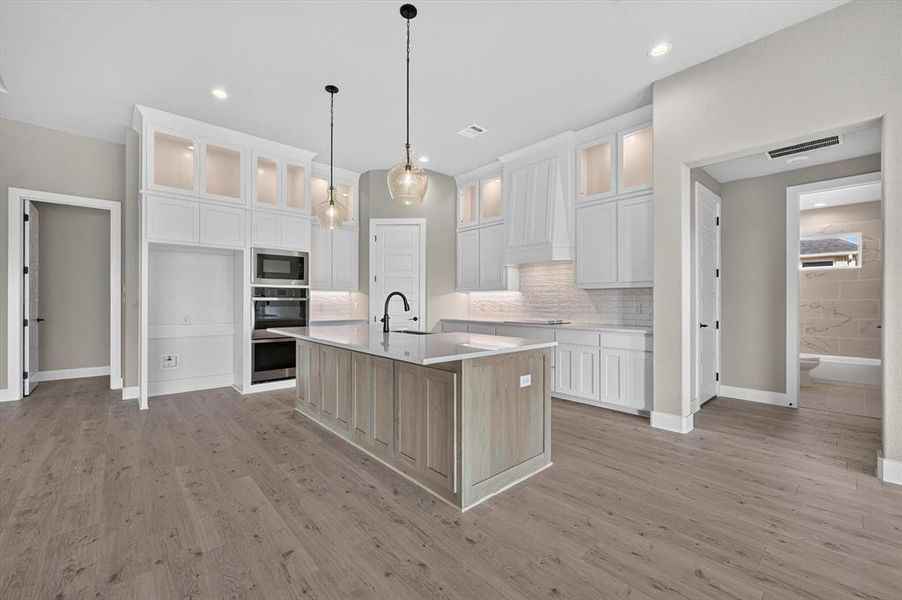 Furnished interior view inside a new home in Coyote Crossing, Godley (Image 7).