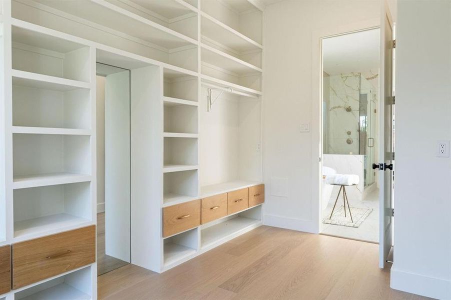 Image 33 of a home in . Image 33 of a home in .