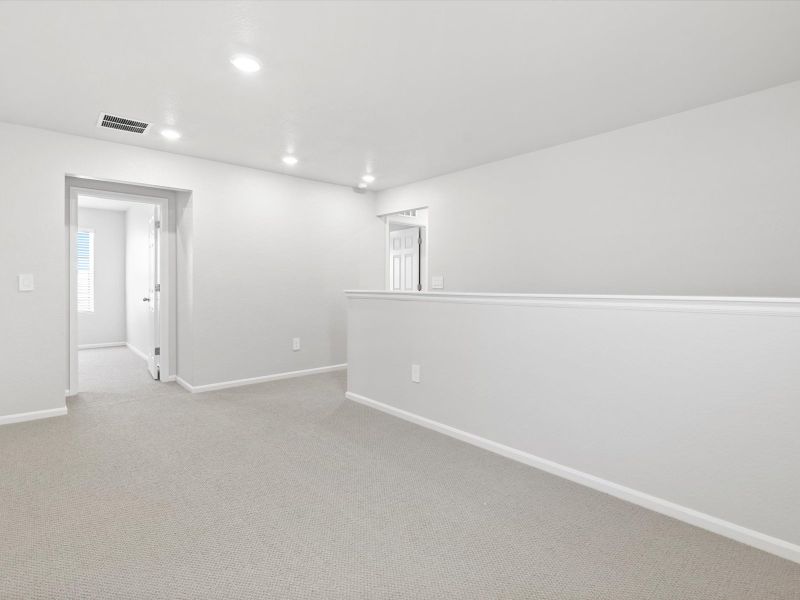 Spacious, unfurnished interior of a new home in Paint Brush Hills, Peyton (Image 14).