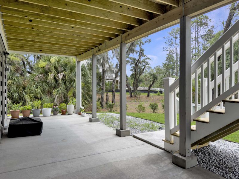 Exterior details and patio area of a home in Liberty Hill Farm, Mount Pleasant (Image 29).