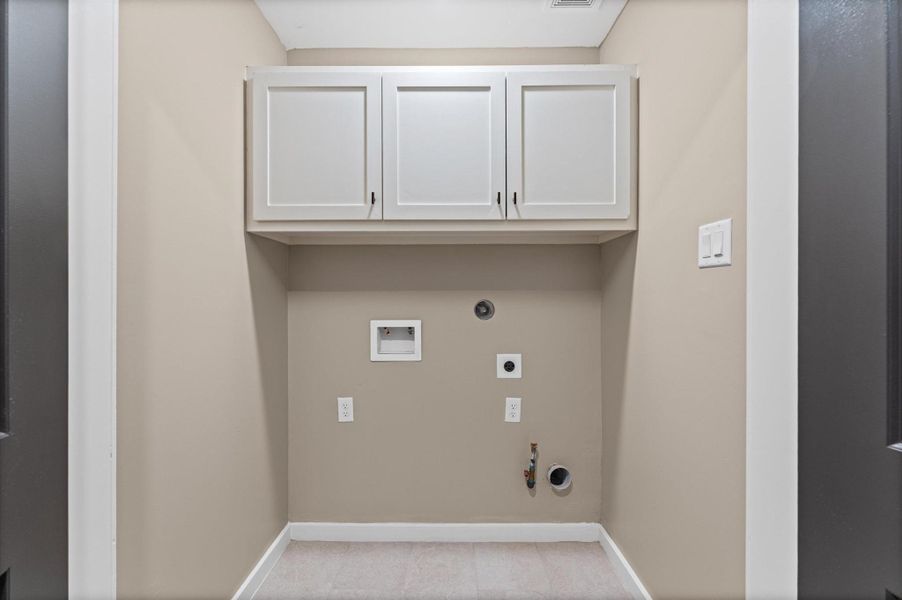 Spacious, unfurnished interior of a new home in , Houston (Image 30). Spacious, unfurnished interior of a new home in , Houston (Image 30).