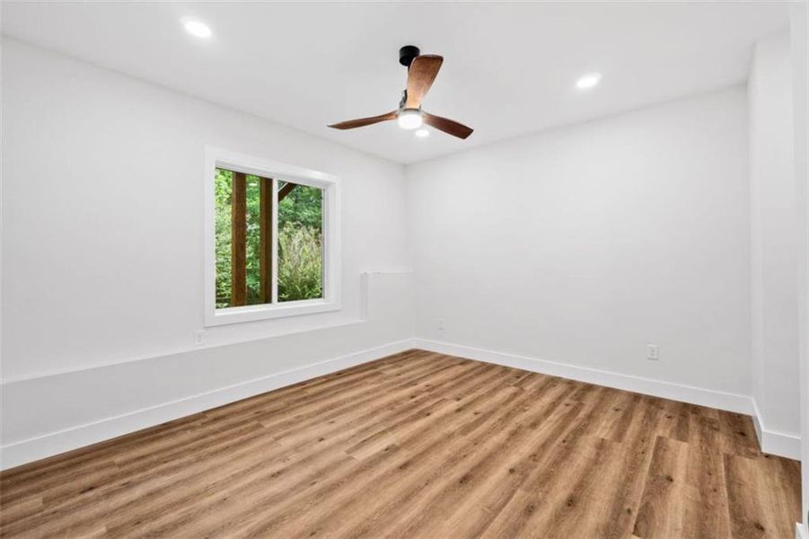 Spacious, unfurnished interior of a new home in , Ellijay (Image 15).
