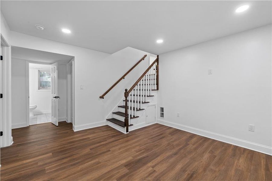 Spacious, unfurnished interior of a new home in , East Point (Image 31).