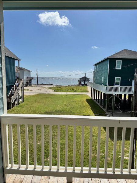Exterior details and patio area of a home in , Freeport (Image 12).