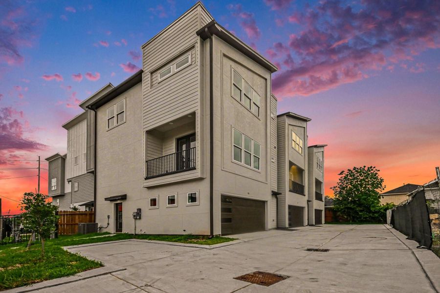 Front exterior of a new home in , Houston, TX, highlighting curb appeal (Image 20).