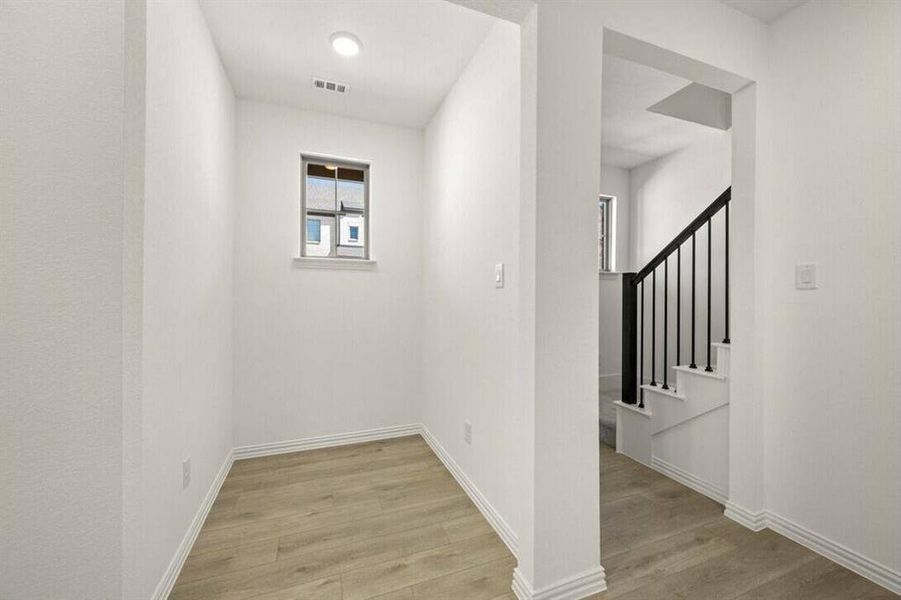 Spacious, unfurnished interior of a new home in Parkside, Mansfield (Image 20).