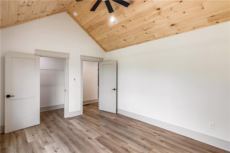 Spacious, unfurnished interior of a new home in , Ranger (Image 51).