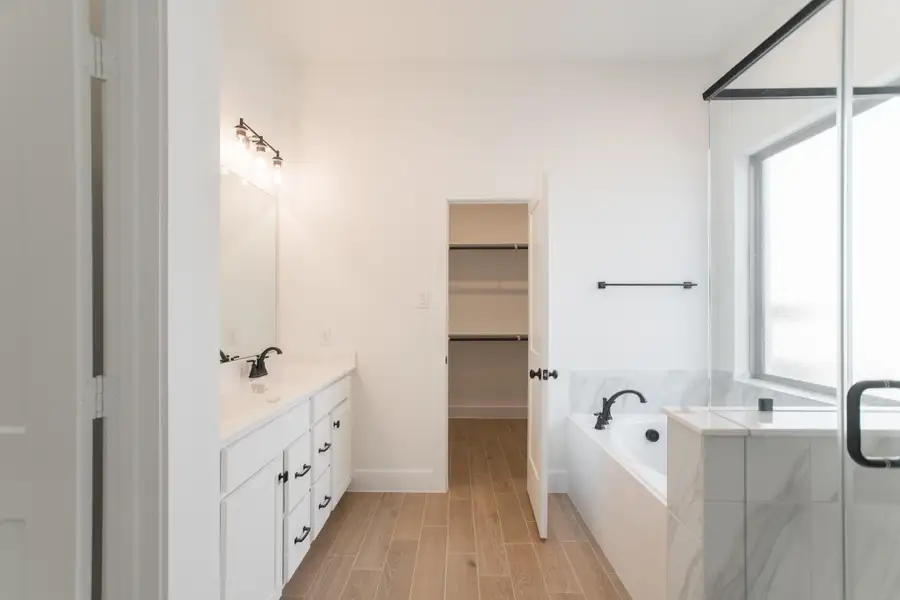 Furnished interior view inside a new home in , Conroe (Image 6). Furnished interior view inside a new home in , Conroe (Image 6).