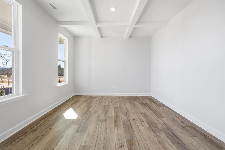 Spacious, unfurnished interior of a new home in Sweetbrier, Durham (Image 22).