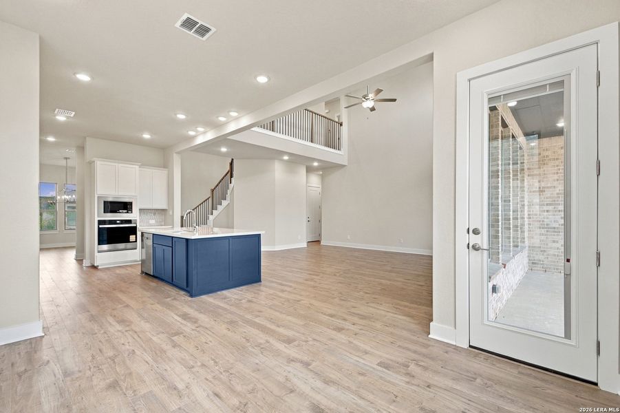 Furnished interior view inside a new home in Haby Hill 60s, San Antonio (Image 7).