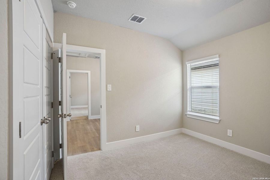 Spacious, unfurnished interior of a new home in Stetson Ridge, Marion (Image 22).