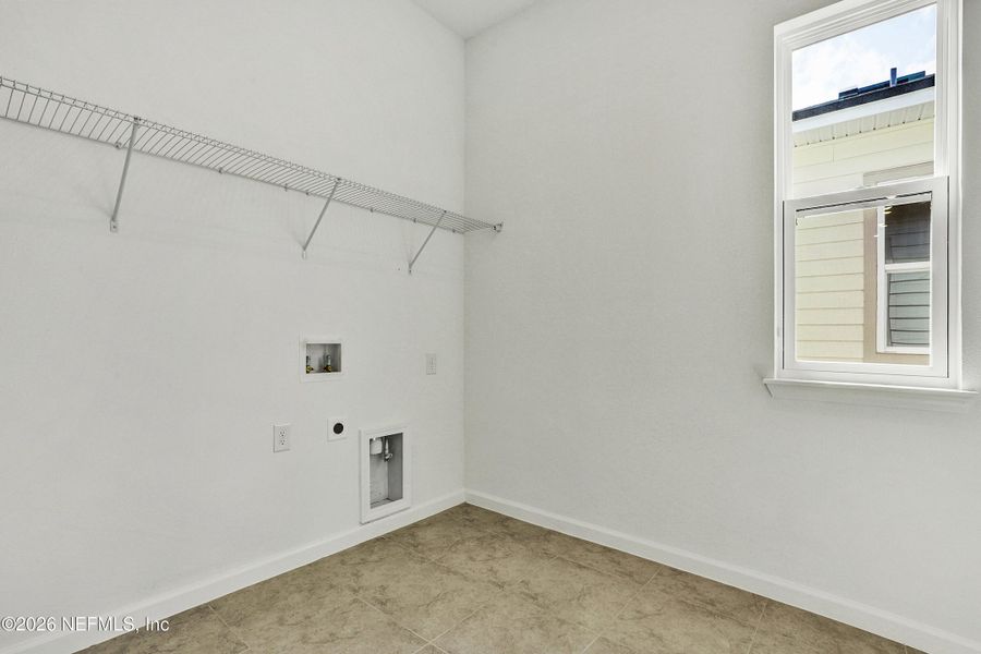 Spacious, unfurnished interior of a new home in , St. Augustine (Image 20).