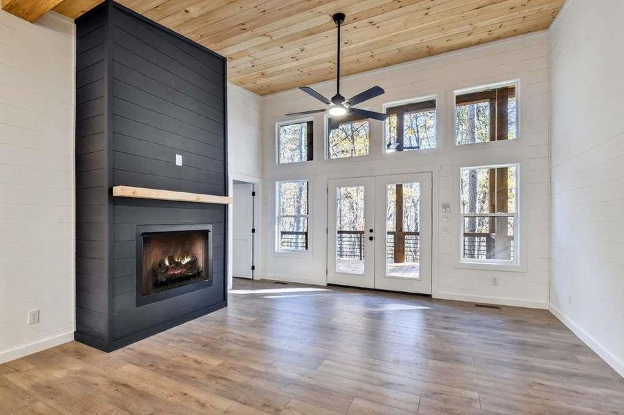 Spacious, unfurnished interior of a new home in , Morganton (Image 23).