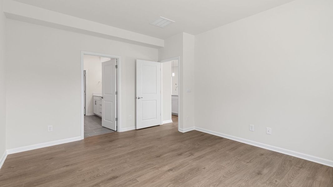 Representative unfurnished interior of a home built from the Bristol by D.R. Horton in The Villas at Kinsley, Jamestown (Image 23). Representative unfurnished interior of a home built from the Bristol by D.R. Horton in The Villas at Kinsley, Jamestown (Image 23).